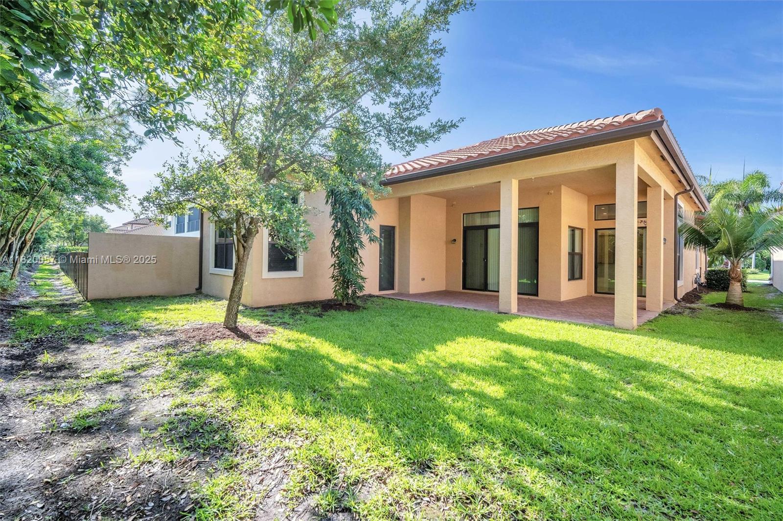 BRIDGES PL 8 - Residential Lease
