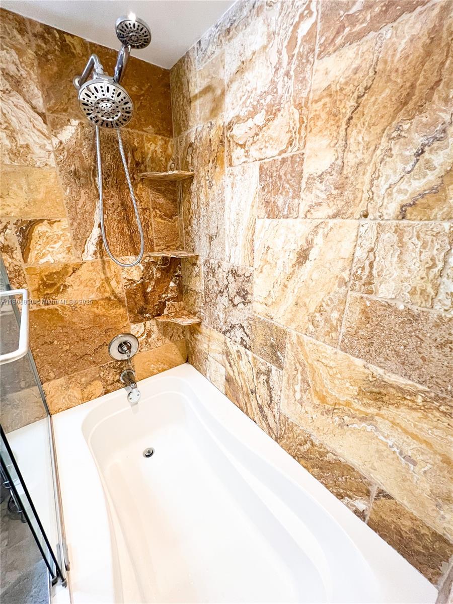 YACHT CLUB AT PORTOFINO C - Residential Lease