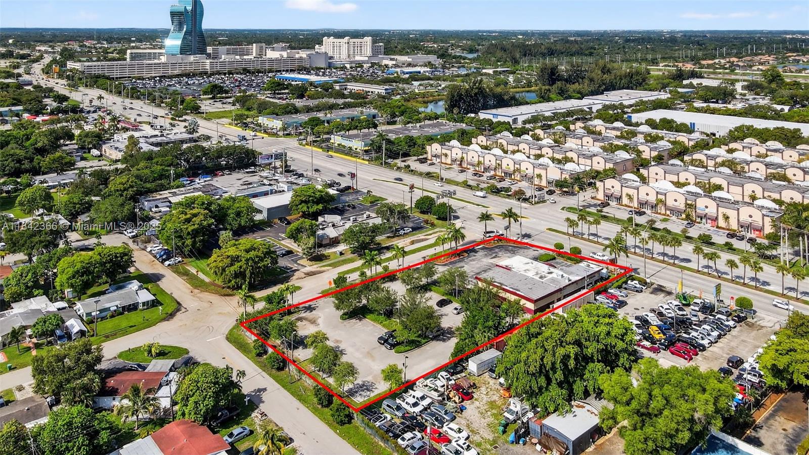 PLAYLAND ISLES - Commercial Sale