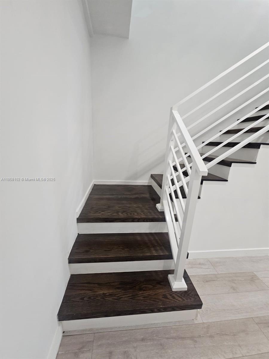 LINCOLN SUB - Residential