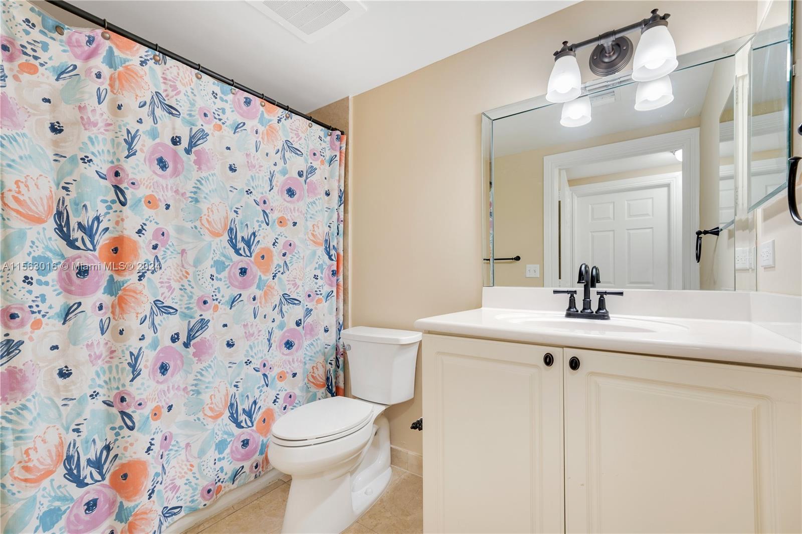 VILLA FLORINI CONDO - Residential