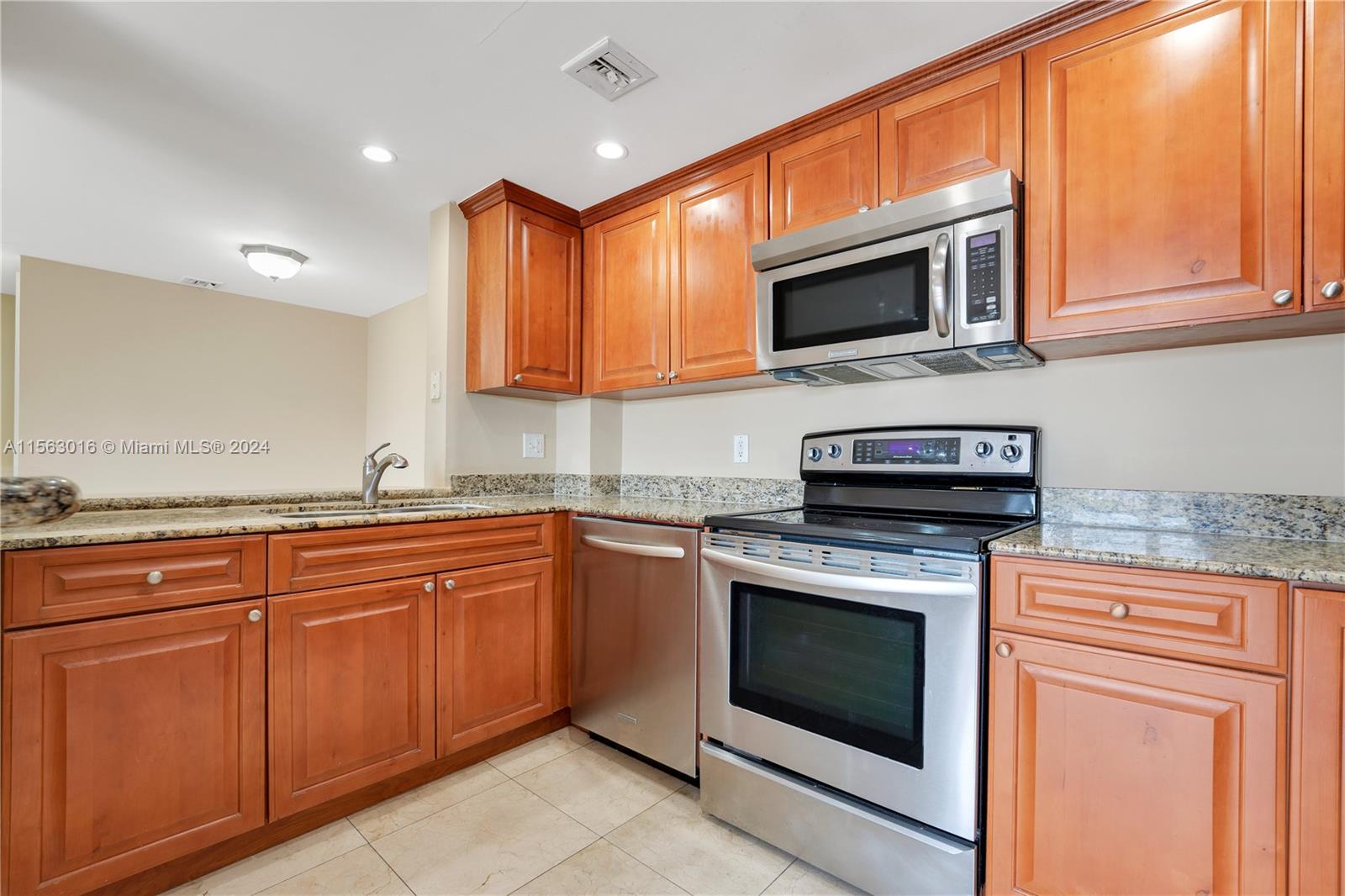 VILLA FLORINI CONDO - Residential