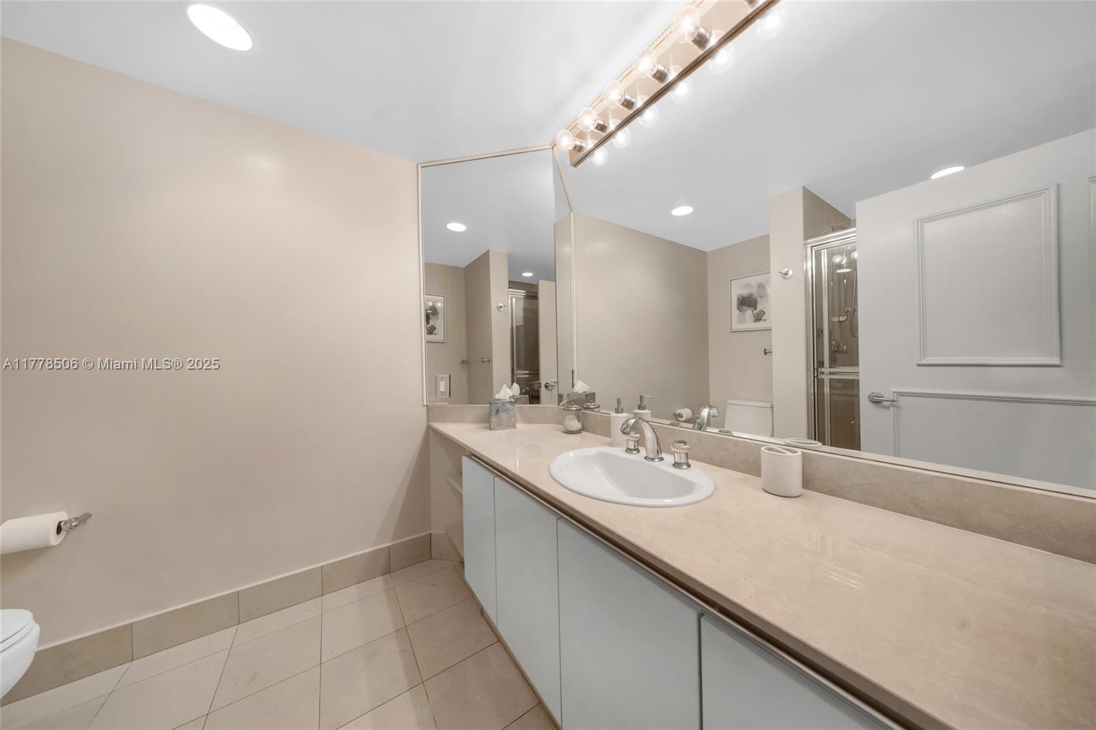 ATLANTIC II AT THE POINT - Residential