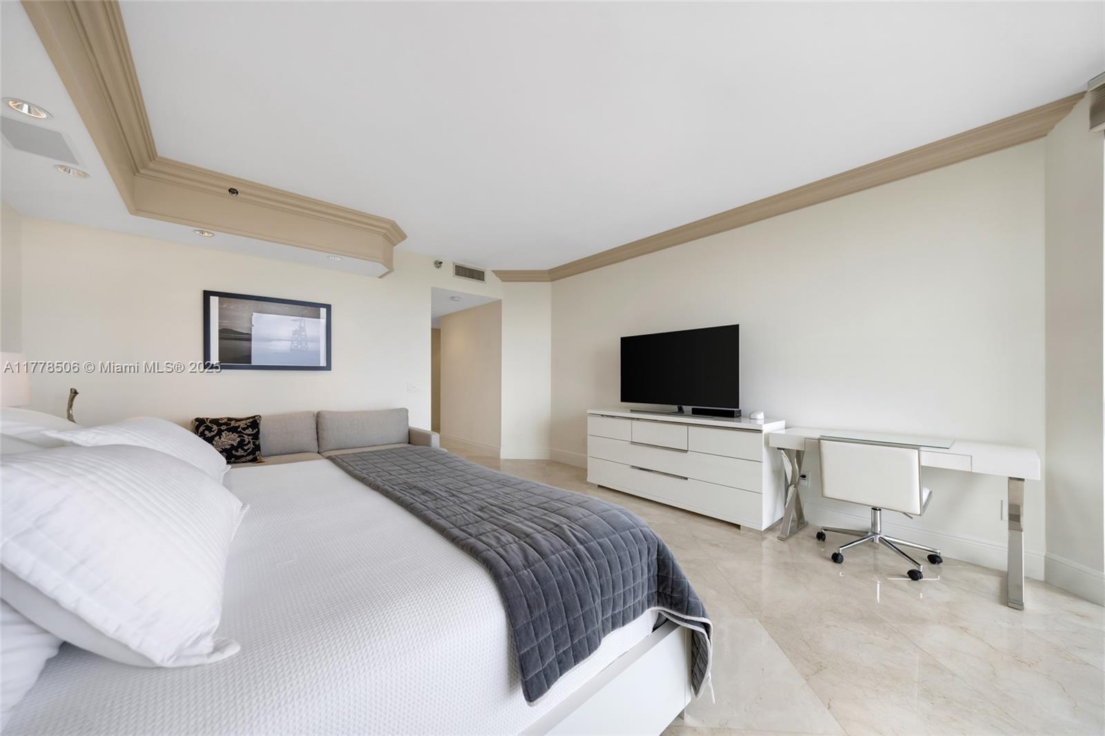 ATLANTIC II AT THE POINT - Residential