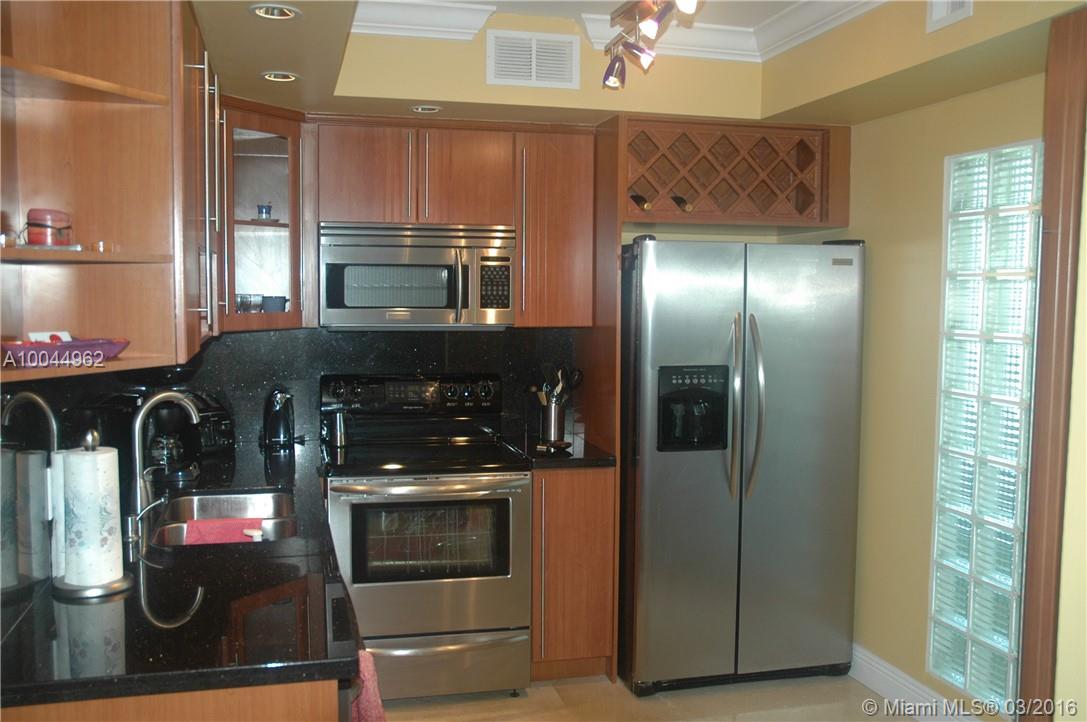 La Costa Condo - Residential Lease