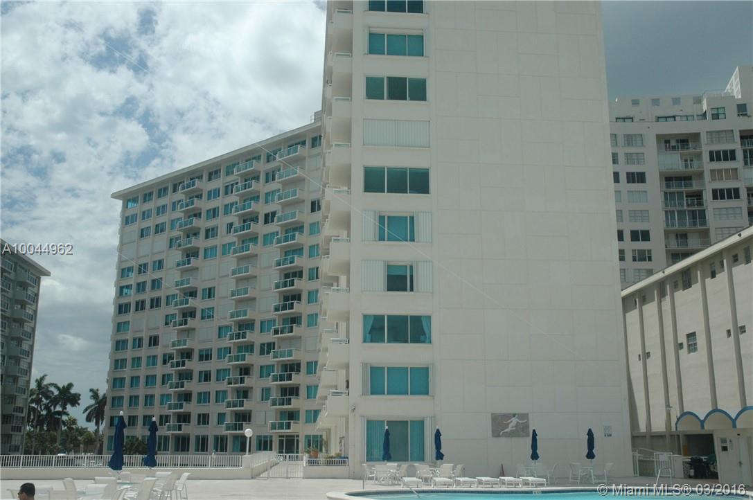 La Costa Condo - Residential Lease