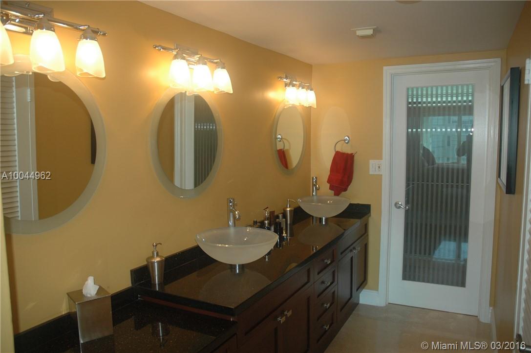 La Costa Condo - Residential Lease