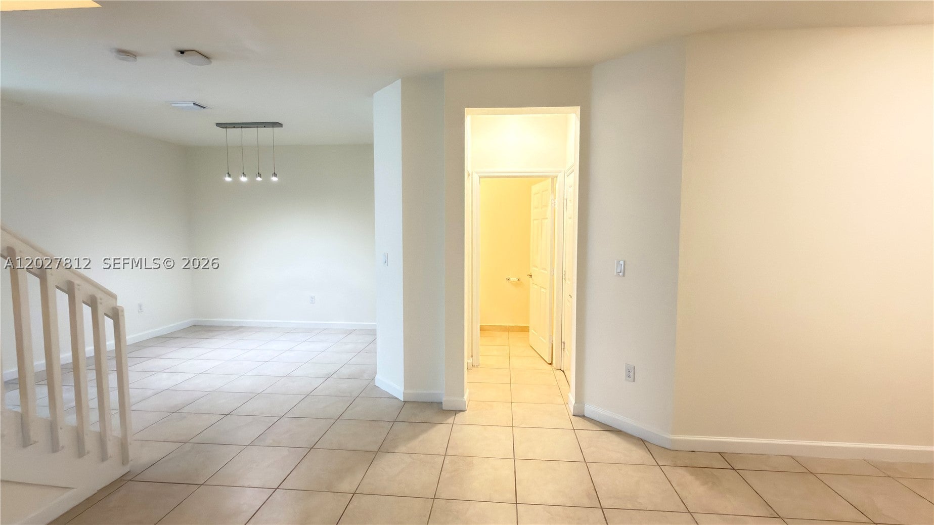 3342 W 104th Ter
