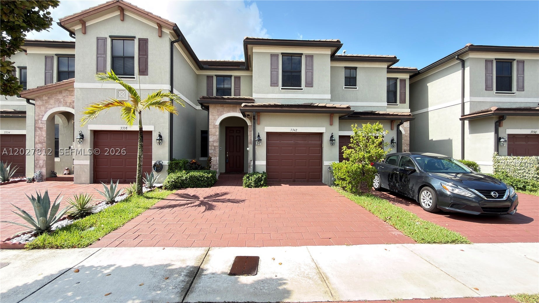 3342 W 104th Ter