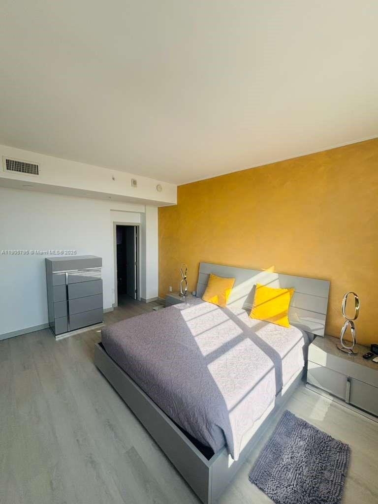 CLEARVIEW TOWERS CONDO - Residential