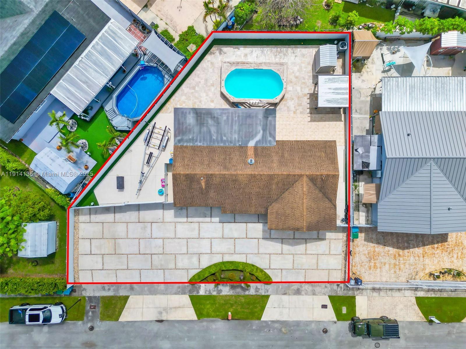 MEADOW WOOD MANOR #4 - Residential