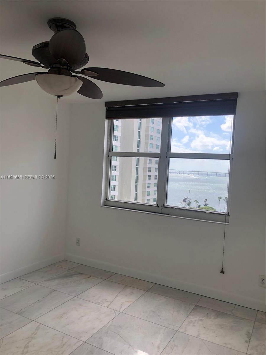 ISOLA CONDO - Residential