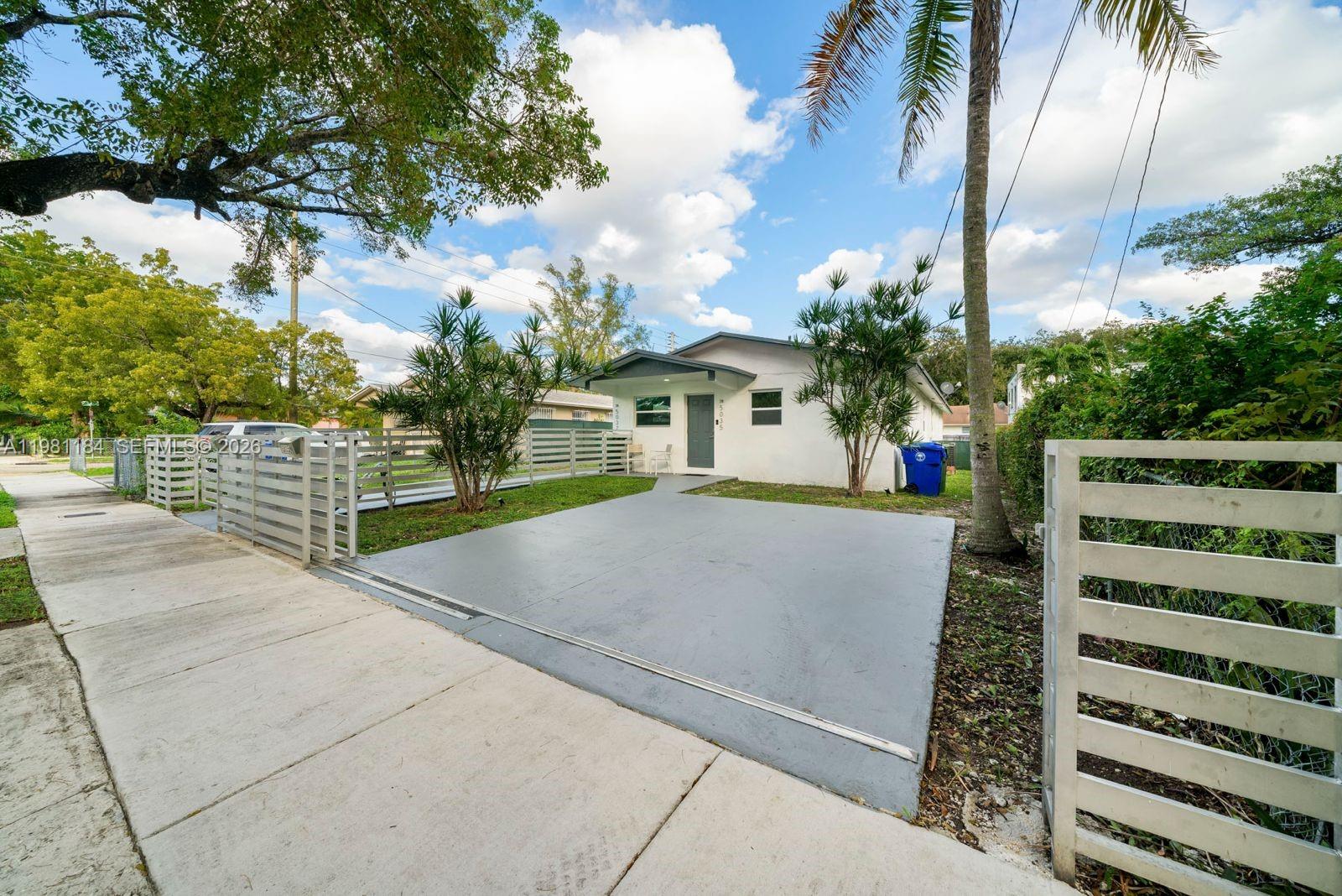 RAILWAY SHOPS ADDN 2ND AM - Residential Lease