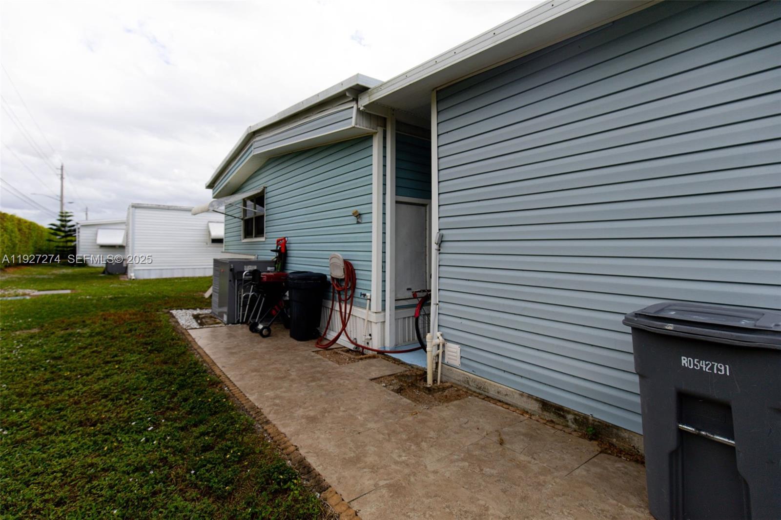 JAMAICA BAY MOBILE HOME CO - Residential