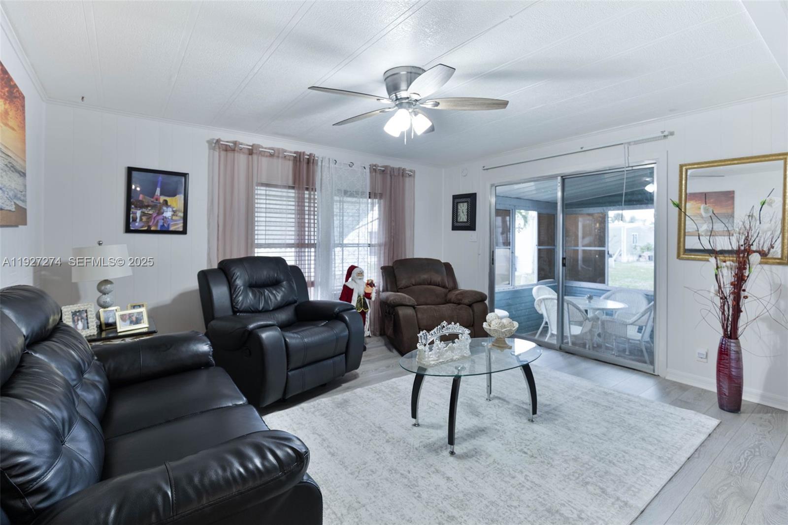 JAMAICA BAY MOBILE HOME CO - Residential