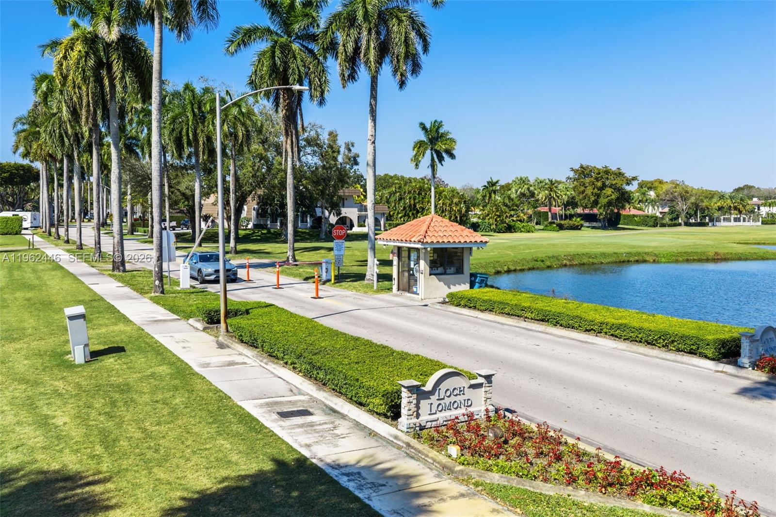 MIAMI LAKES - LOCH LOMOND - Residential
