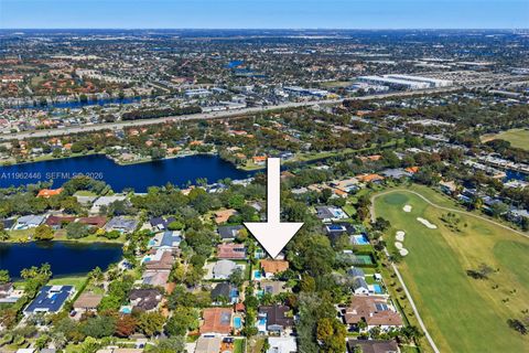16140 Aberdeen Way Miami Lakes FL 33014