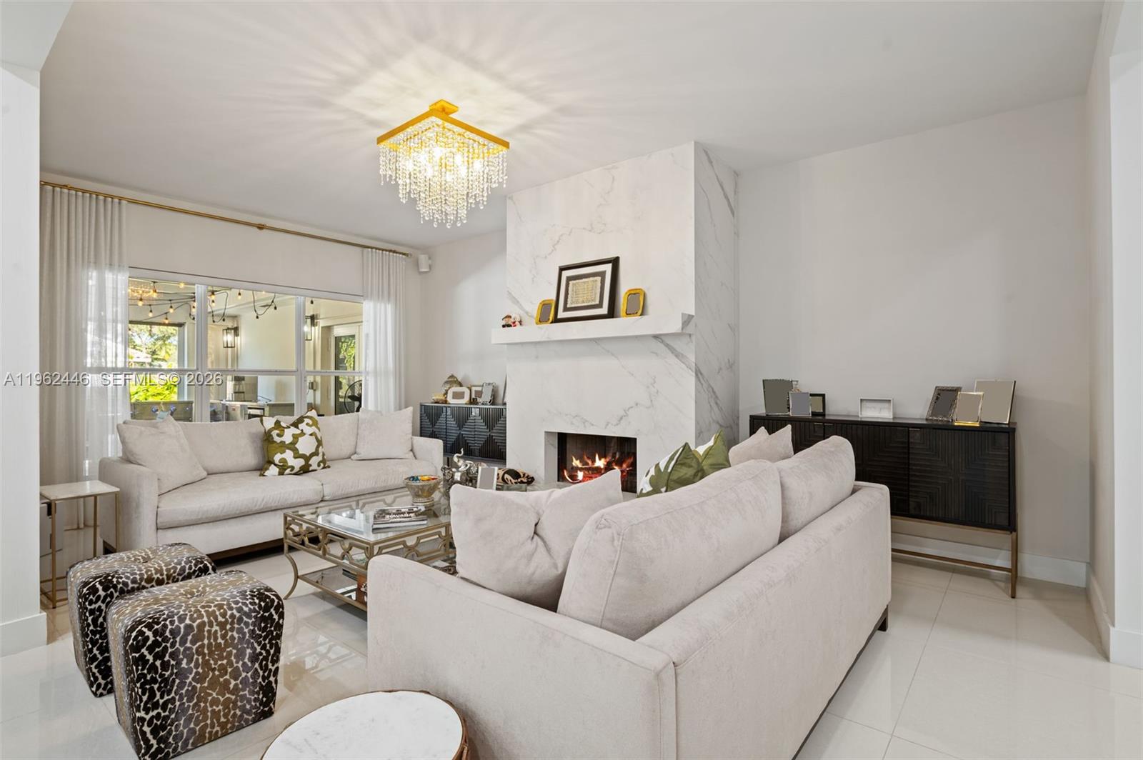 MIAMI LAKES - LOCH LOMOND - Residential