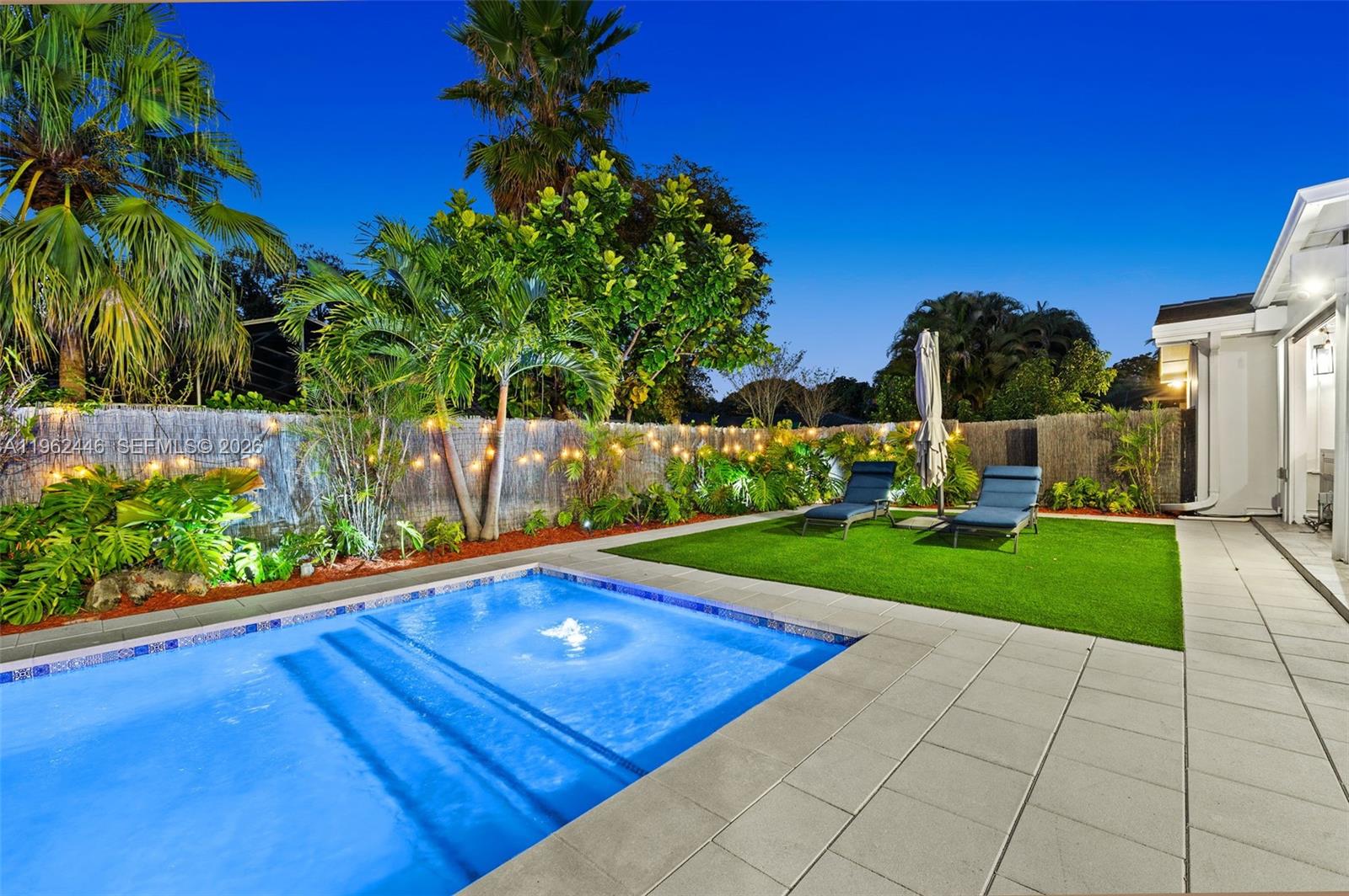 MIAMI LAKES - LOCH LOMOND - Residential