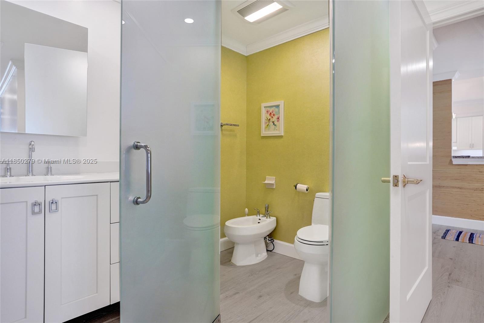 CHATEAU CHEVERNY IBIS ISL - Residential