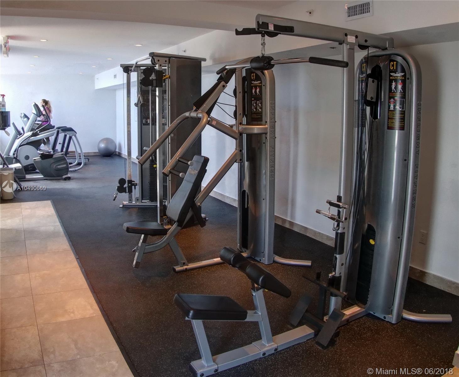 BISCAYNE 21 CONDO - Residential Lease