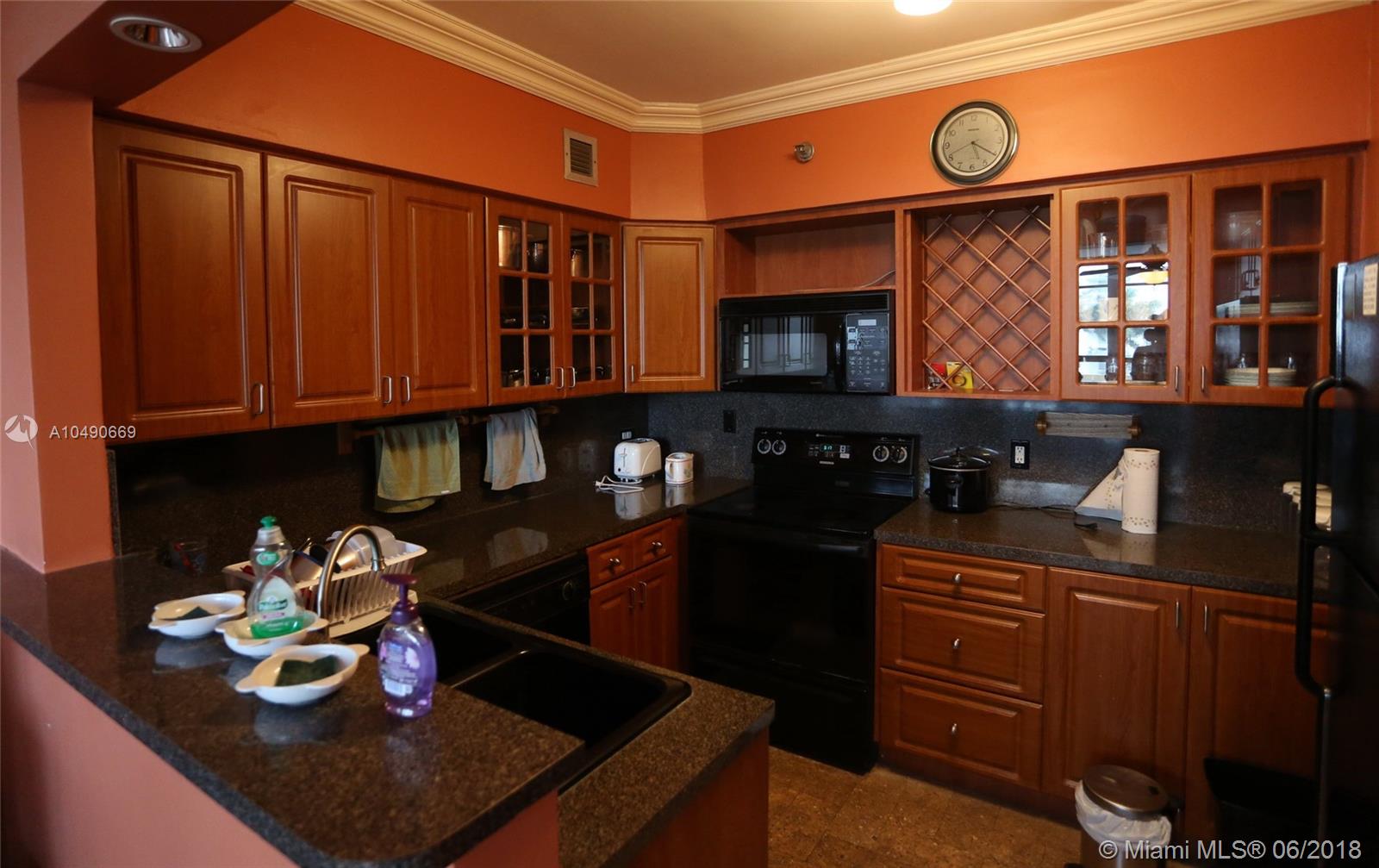 BISCAYNE 21 CONDO - Residential Lease