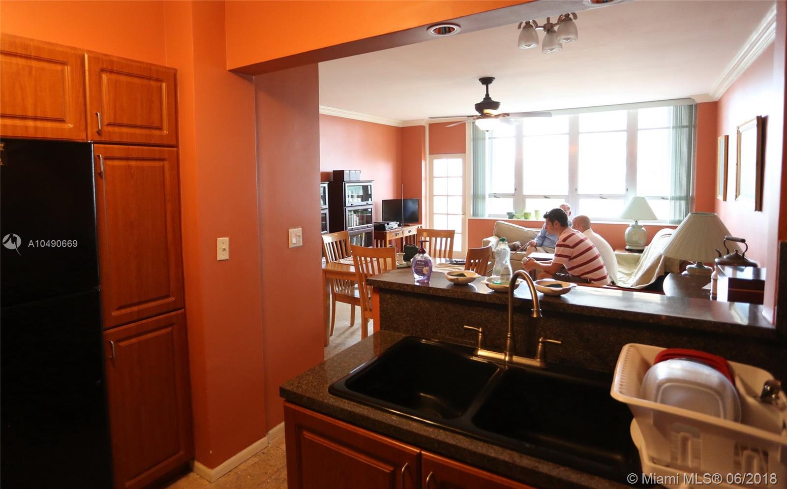 BISCAYNE 21 CONDO - Residential Lease