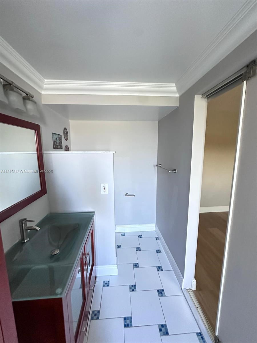 ISLE OF SANDALFOOT CONDO - Residential Lease