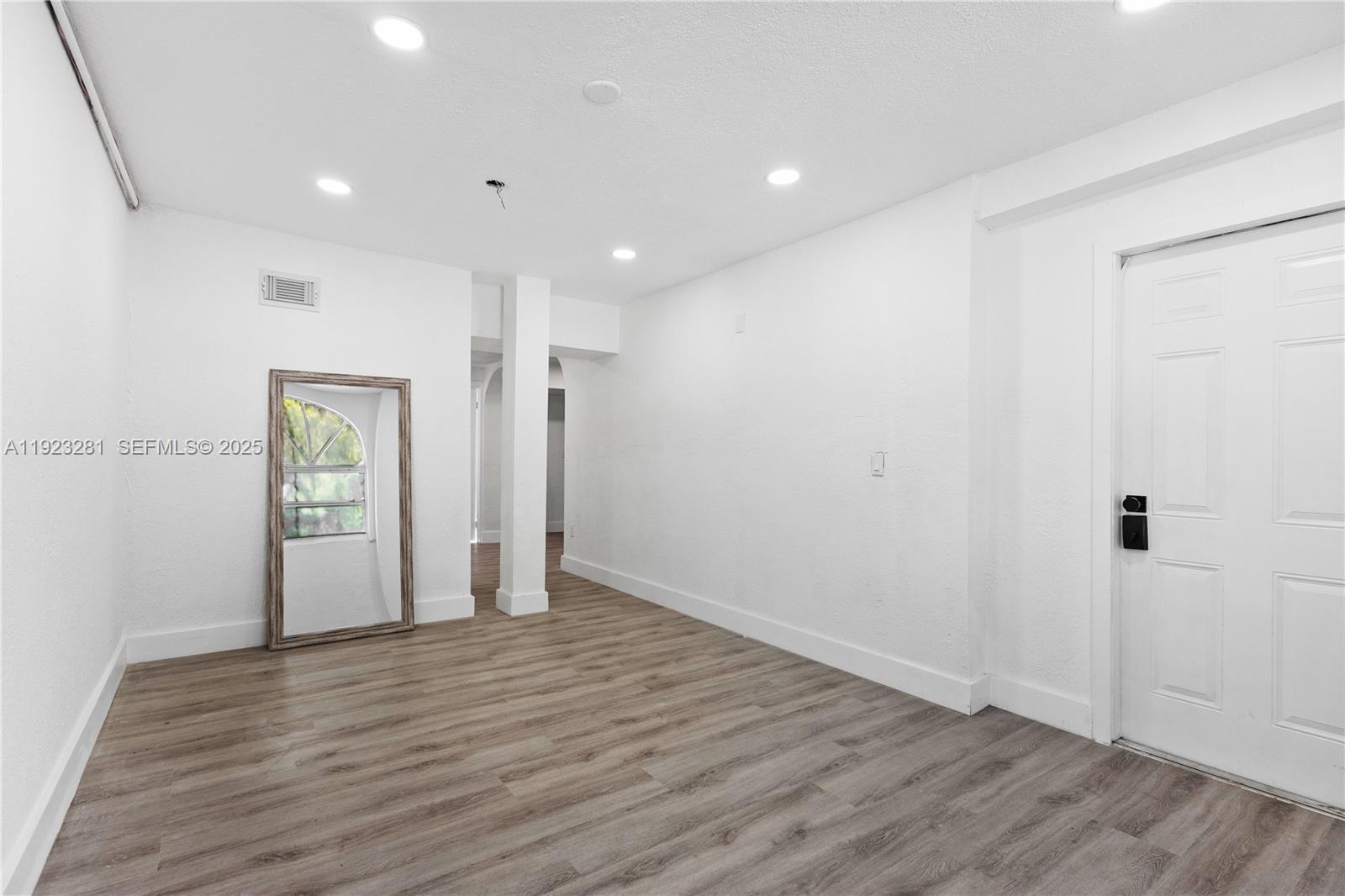 PRINCESS PARK - Residential Lease