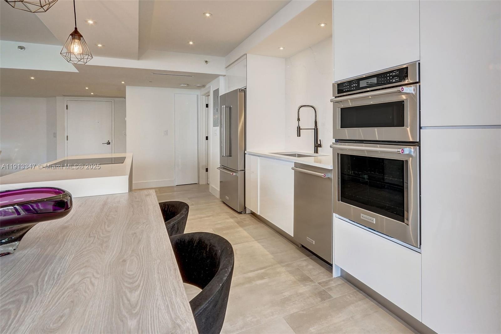 TERRACES NORTH TURNBERRY - Residential