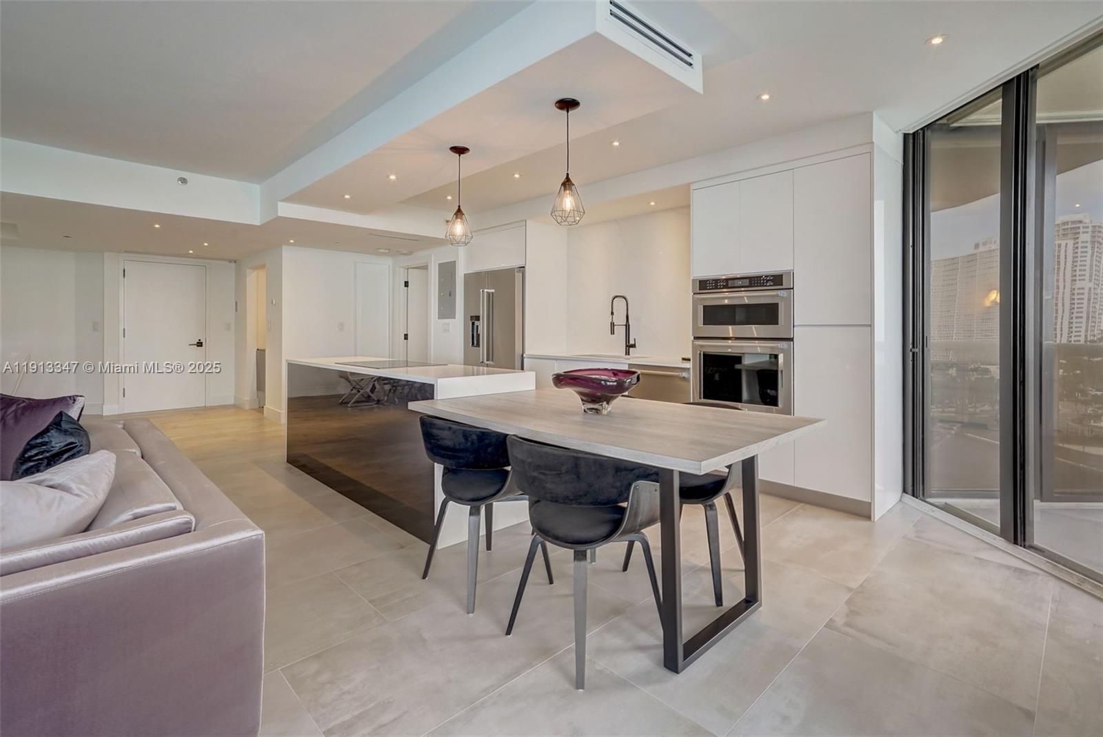 TERRACES NORTH TURNBERRY - Residential