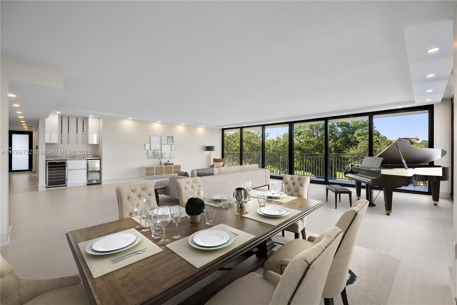 GABLES BATH CLUB APTS CON - Residential