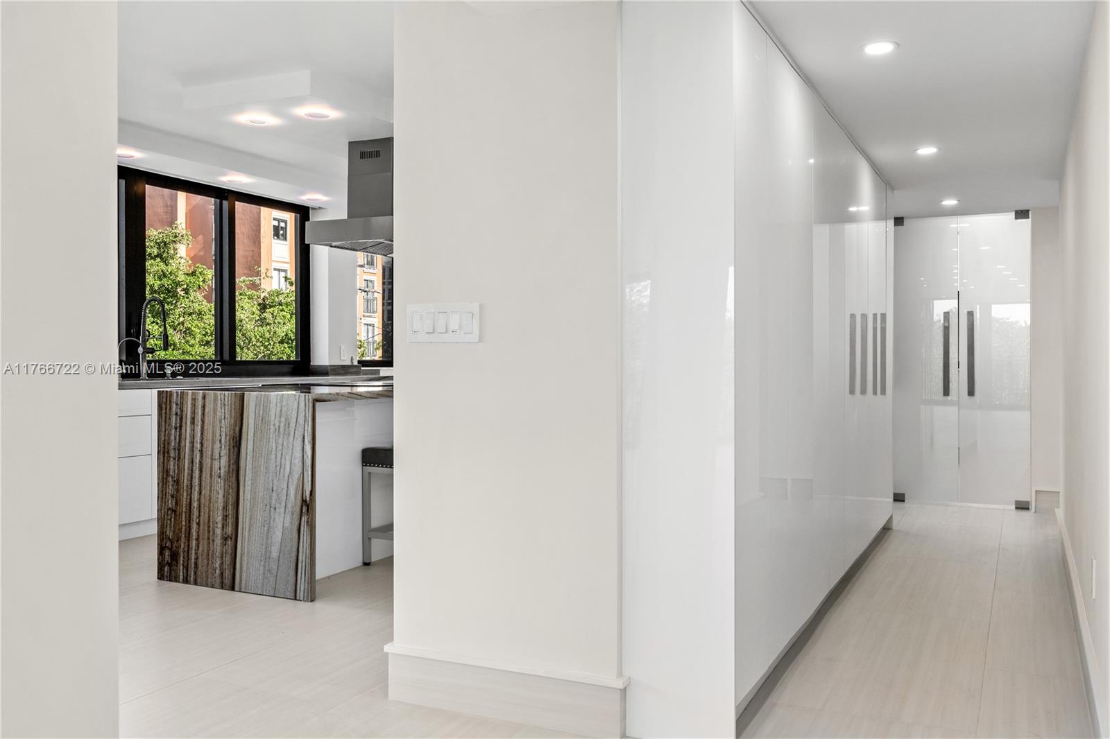 GABLES BATH CLUB APTS CON - Residential