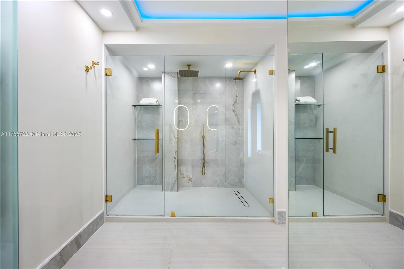 GABLES BATH CLUB APTS CON - Residential