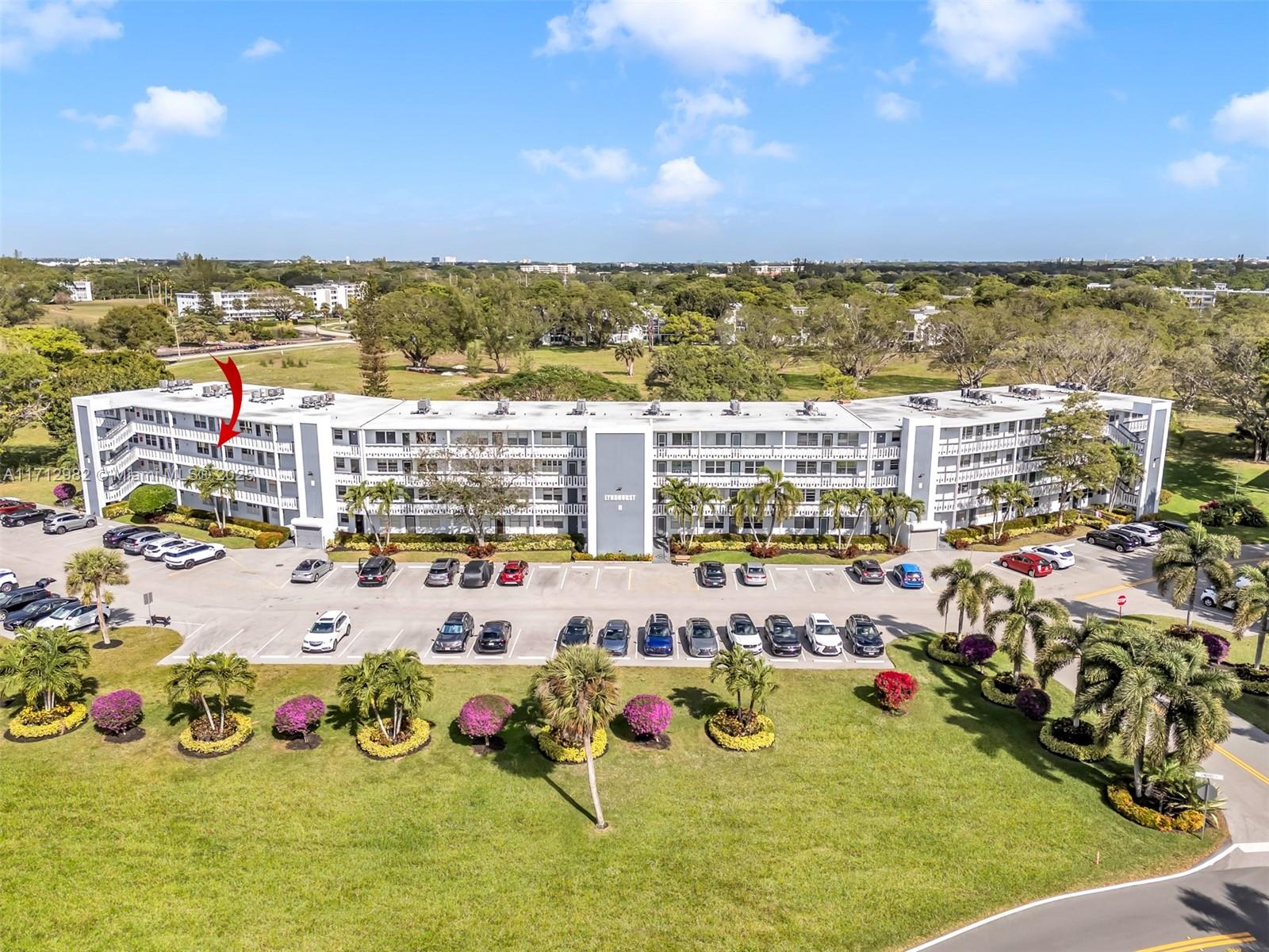 3003 Lyndhurst H 3003