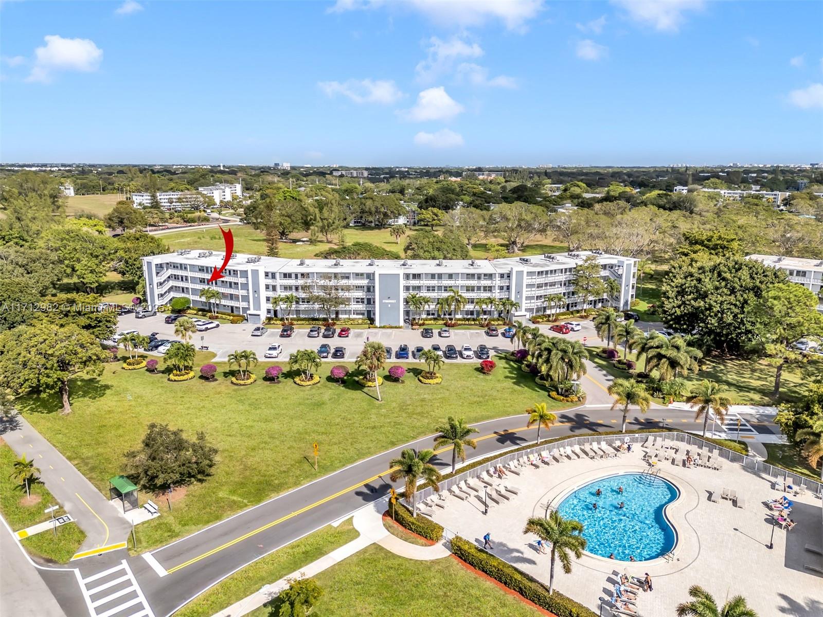 Property for Sale at 3003 Lyndhurst H 3003, Deerfield Beach, Broward County, Florida - Bedrooms: 2 
Bathrooms: 2  - $169,000