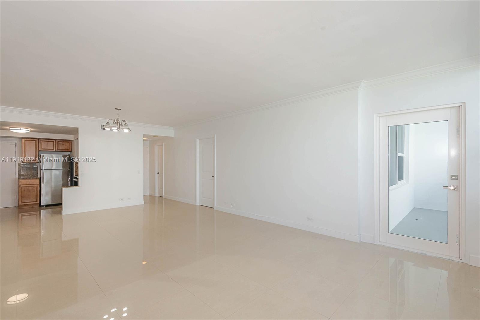 ALEXANDER TOWERS CONDO - Residential Lease