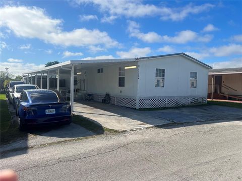 11324 NW 3 st, Other City - In The State Of Florida, FL 33172 - MLS#: A11491611