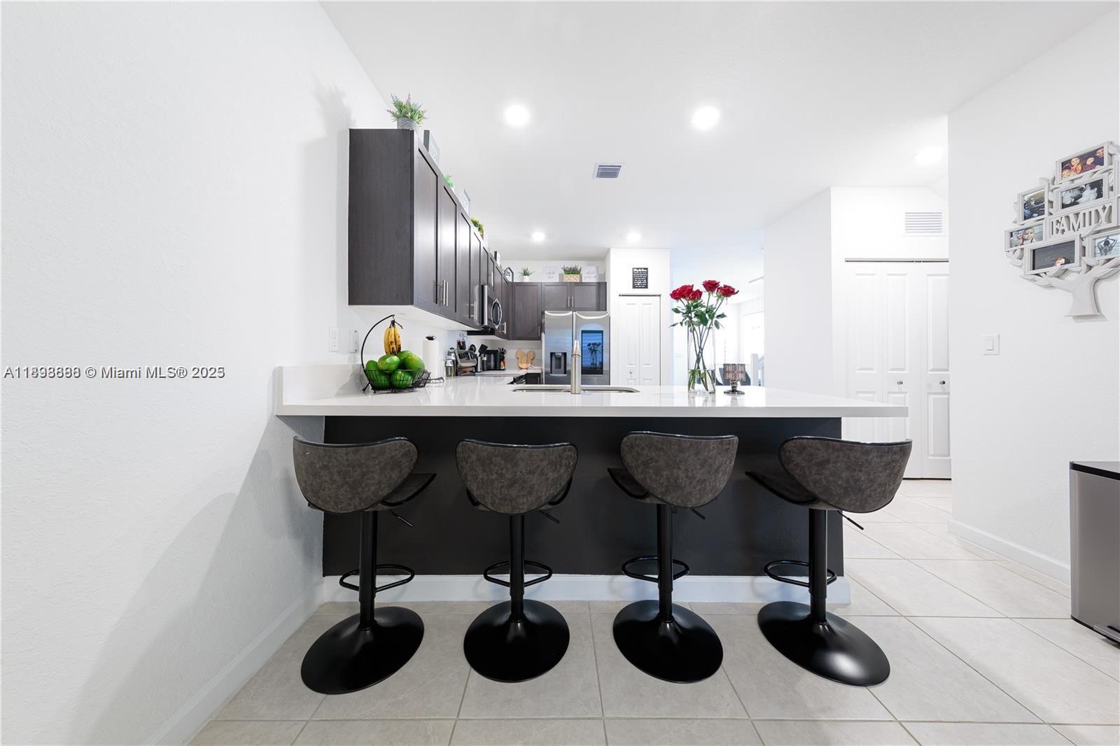 PINE ISLE - Residential Lease