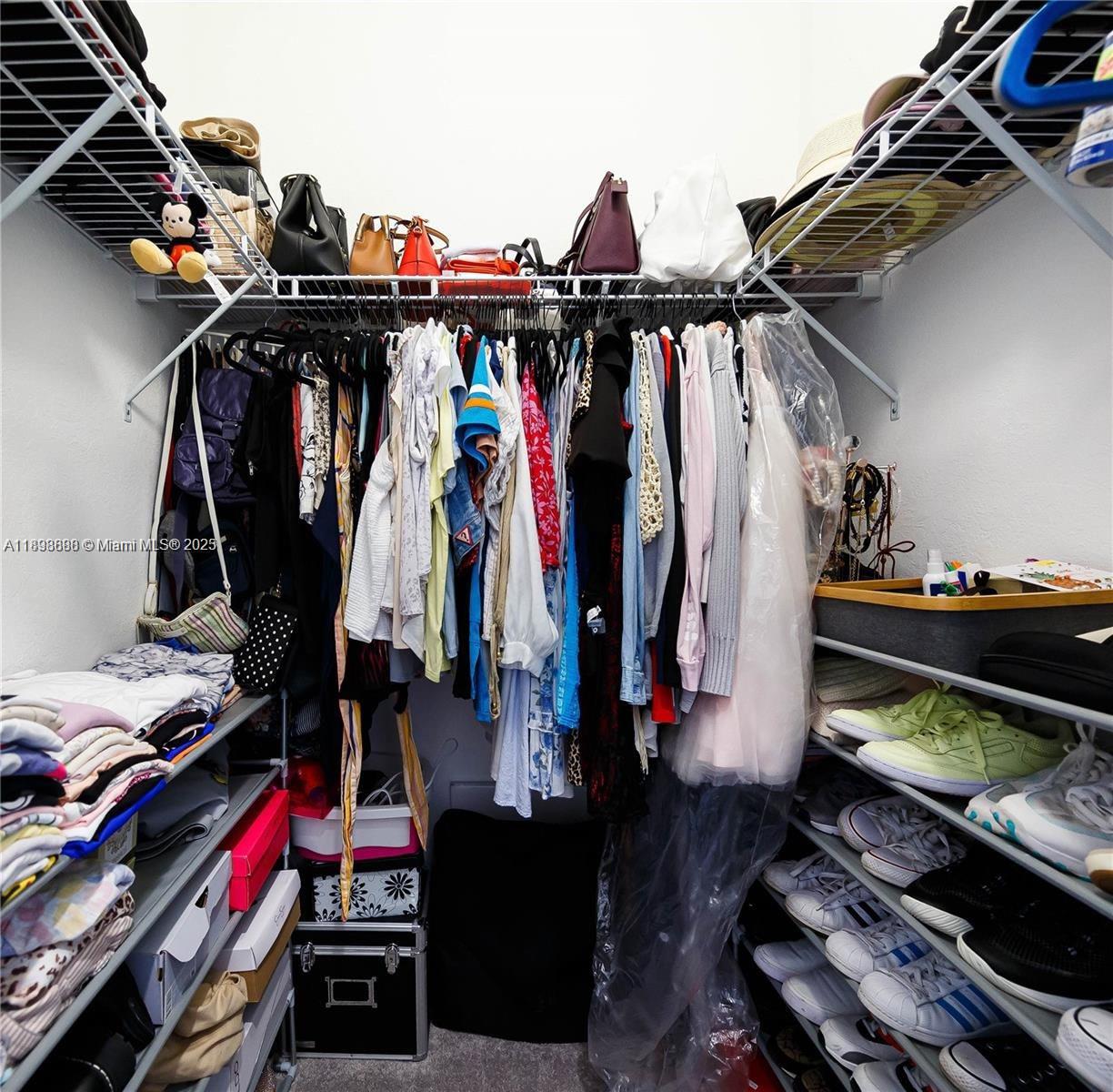 PINE ISLE - Residential Lease