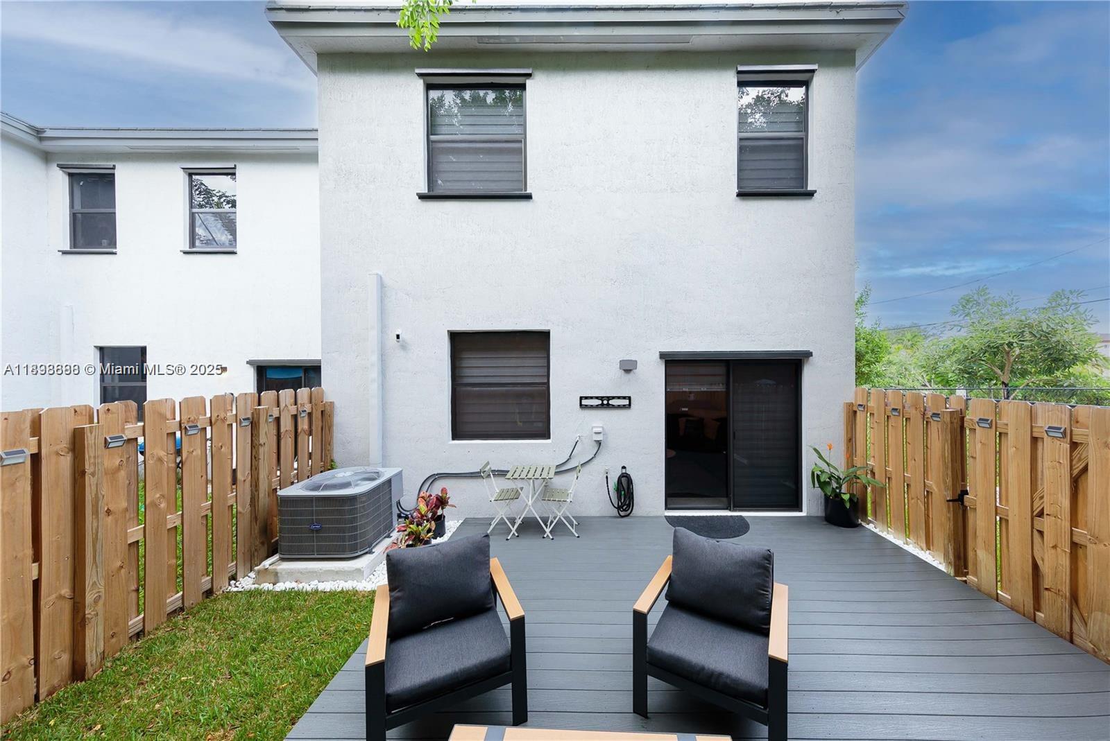 PINE ISLE - Residential Lease