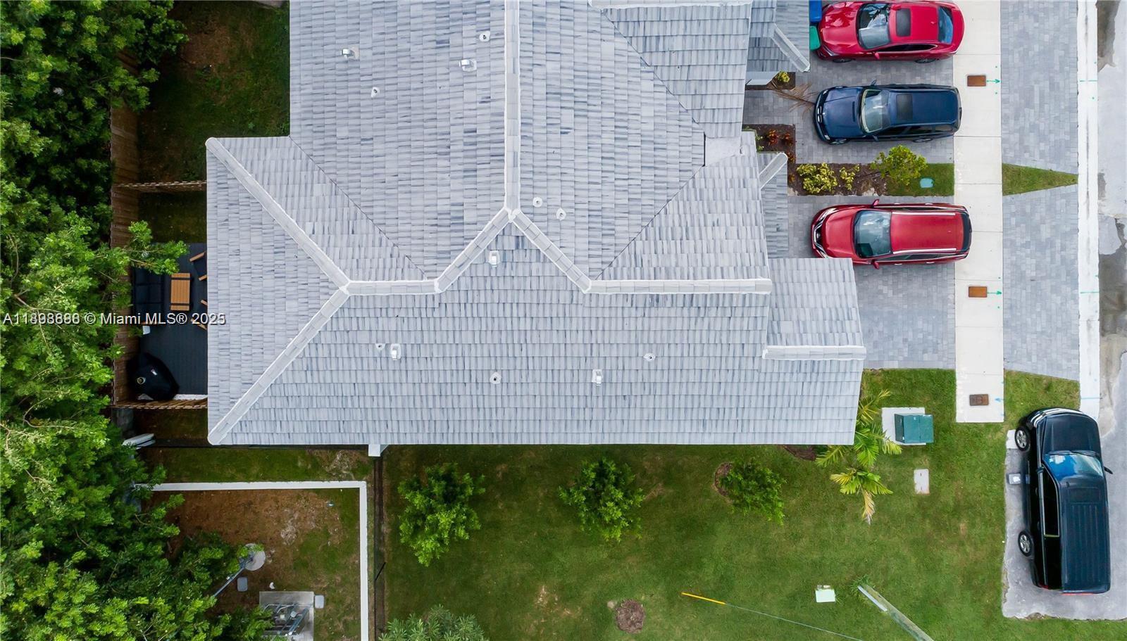 PINE ISLE - Residential Lease