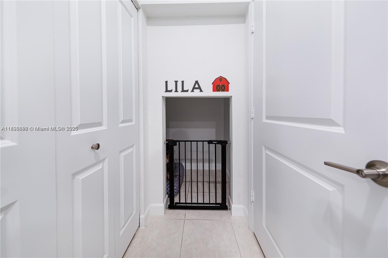 PINE ISLE - Residential Lease