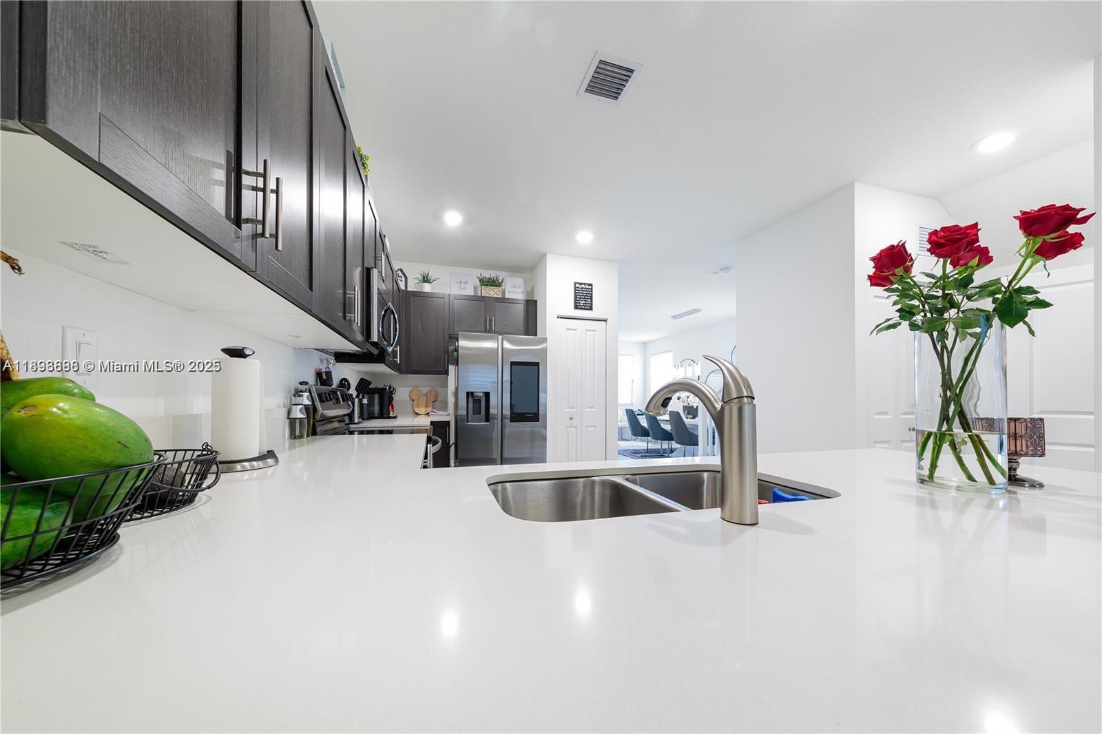 PINE ISLE - Residential Lease