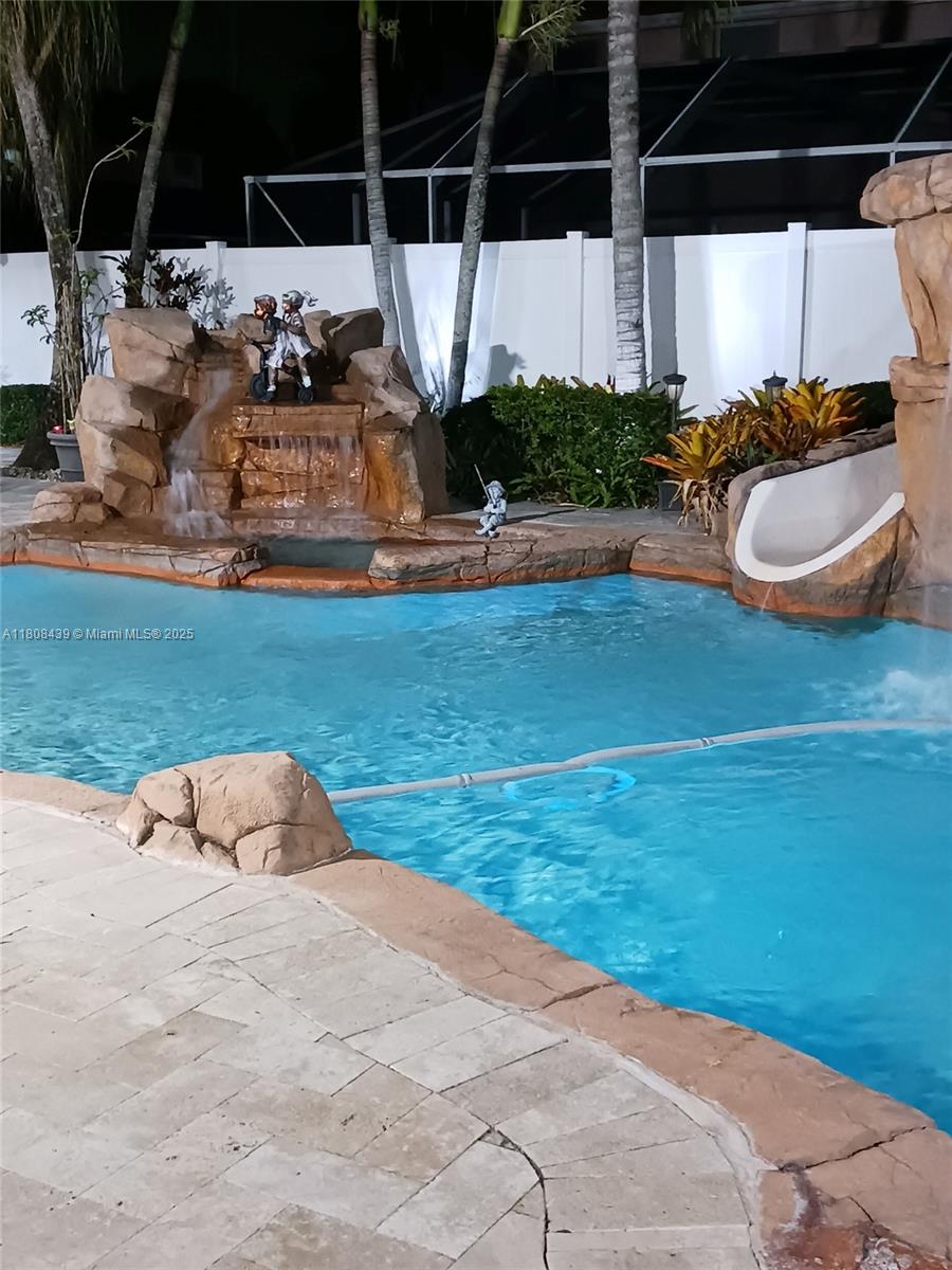 SILVER LAKES AT PEMBROKE - Residential