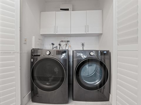 Tiny photo for 2553 NW 42nd Ave, Coconut Creek, FL 33066 (MLS # A12006098)