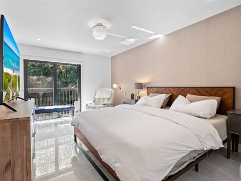 Tiny photo for 2553 NW 42nd Ave, Coconut Creek, FL 33066 (MLS # A12006098)