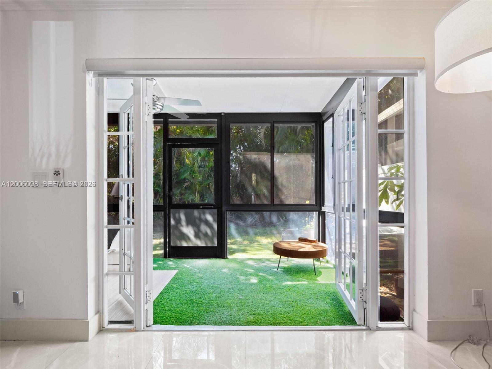 TARTAN COCONUT CREEK PHAS - Residential