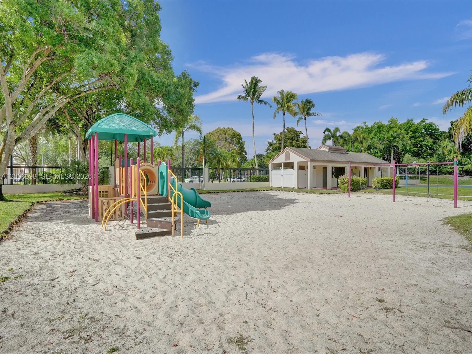 TARTAN COCONUT CREEK PHAS - Residential