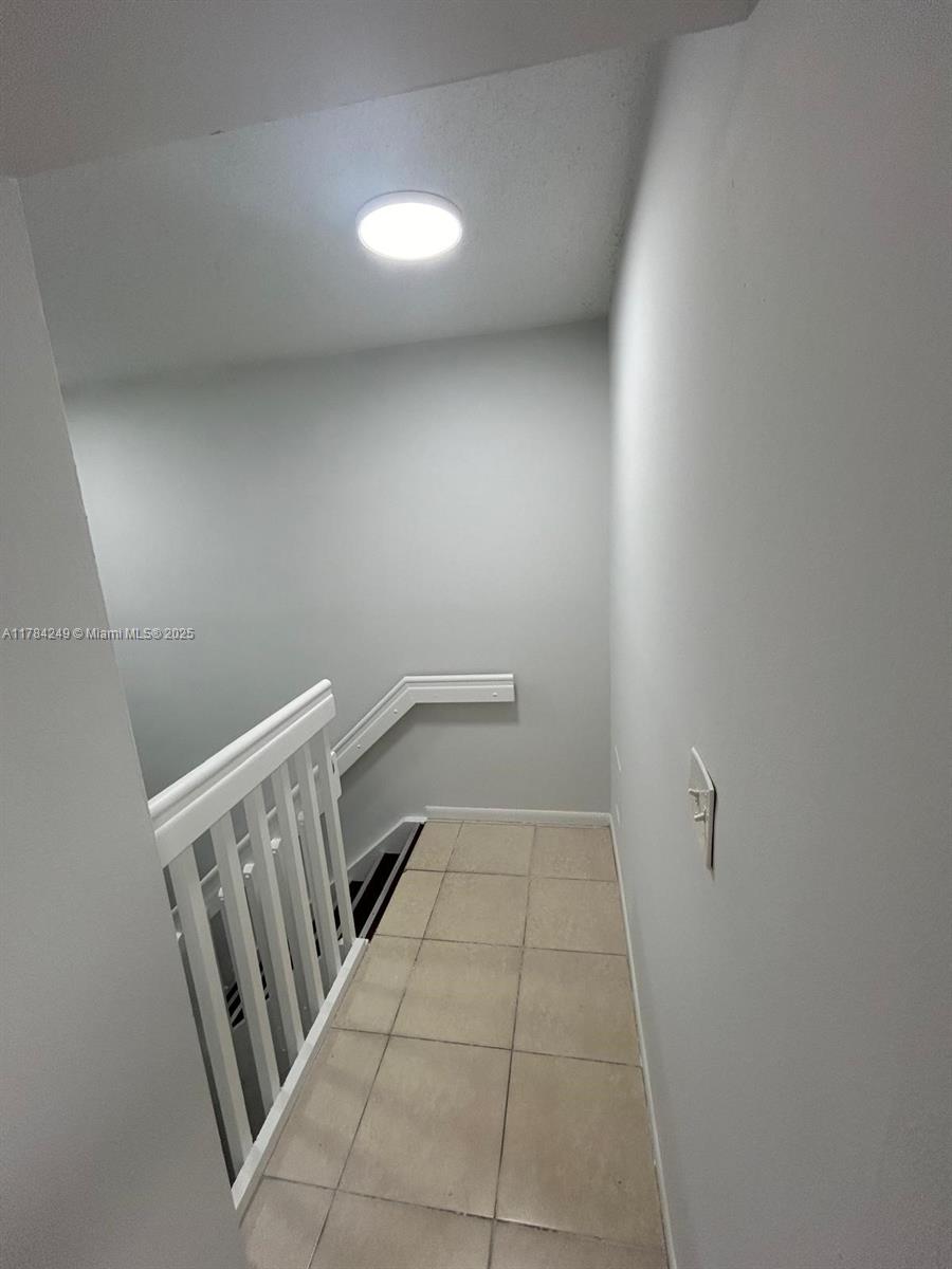 KENDALL LAKE TOWERS CONDO - Residential